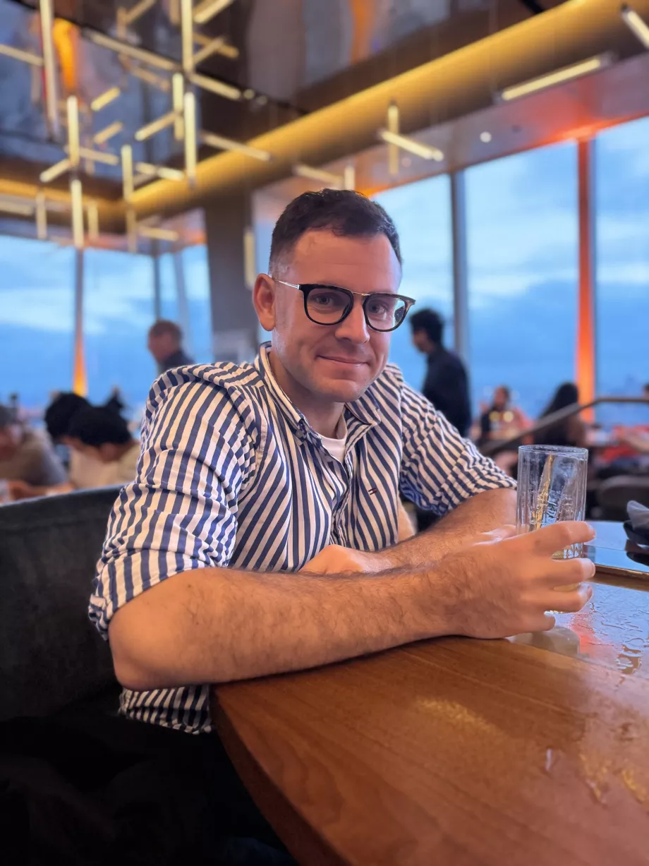 Ja v reštaurácii Peak