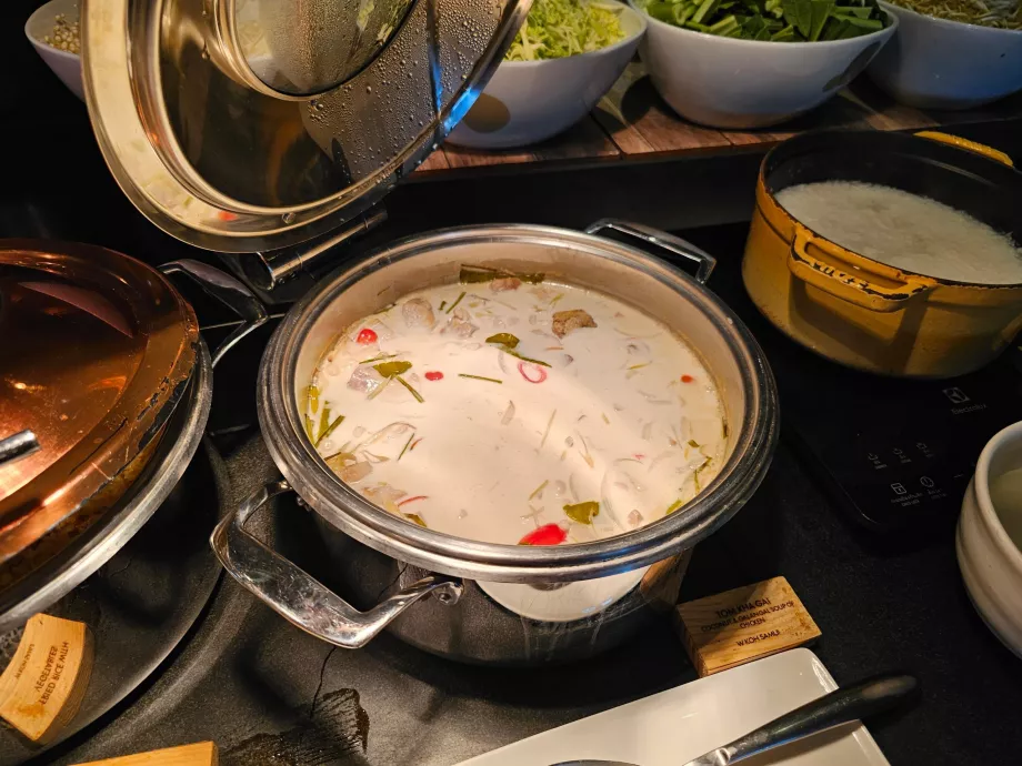 Polievka Tom Kha Gai - raňajky