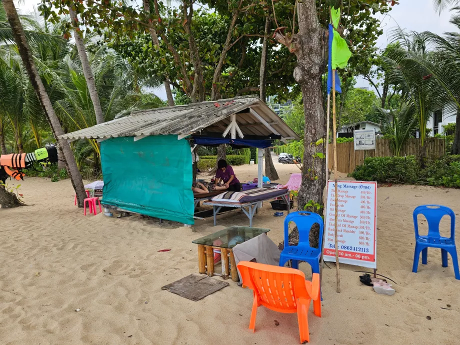 Masáže na pláži pri hoteli