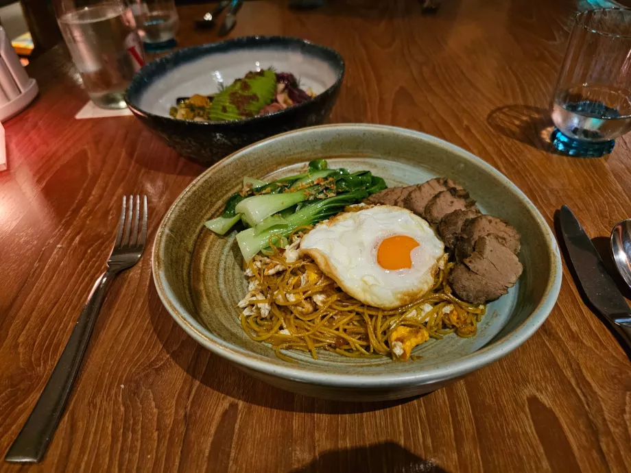 Večera v hotelovej reštaurácii