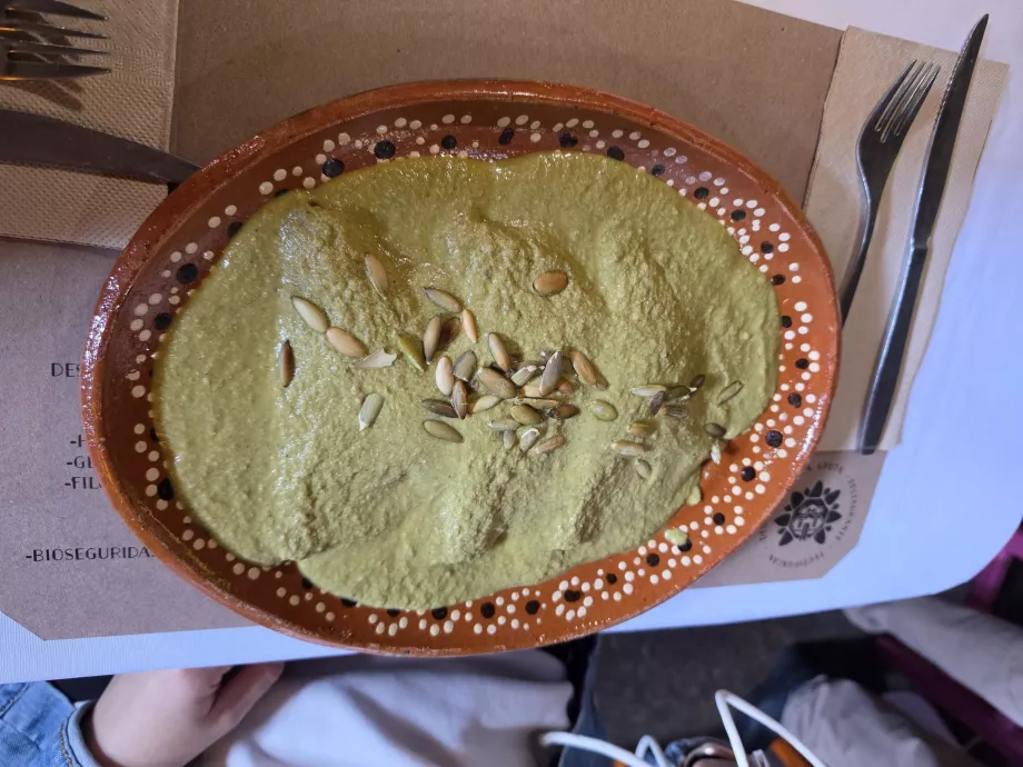 Enchilladas s guacamole