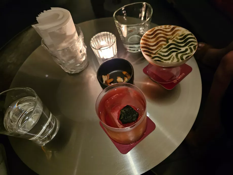 Koktailové štúdio Dry Wave - naše nápoje