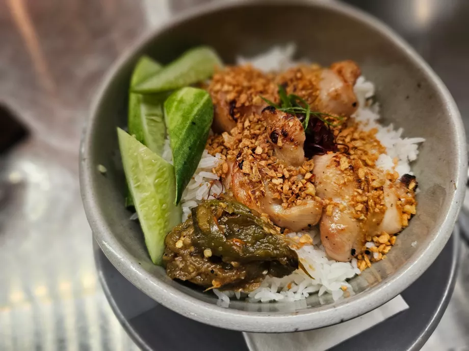 Aunglo - hlavné jedlo