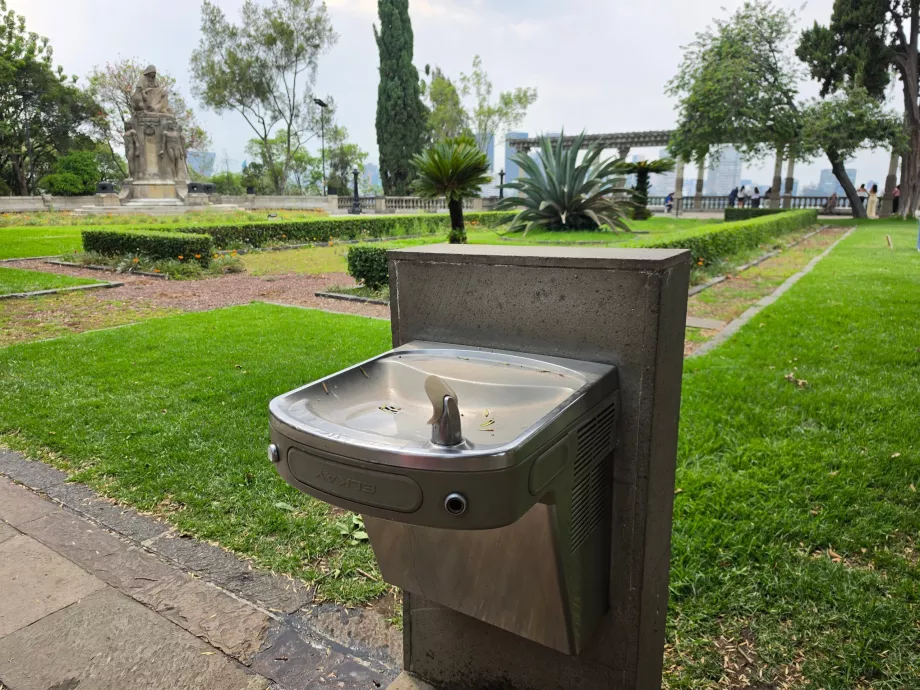 Hrad Chapultepec, pitná voda