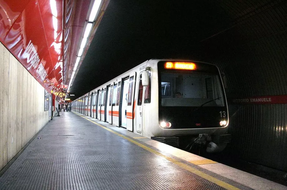 Metro Rím