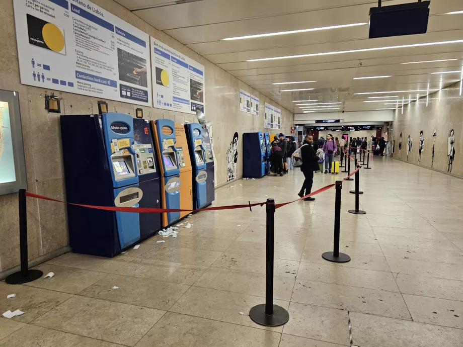 Automat na lístky v metre (platí aj pre autobusy a električky)