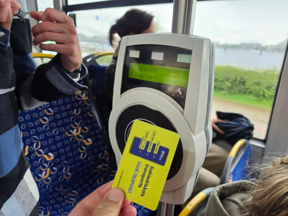 Použitie lístka v autobuse