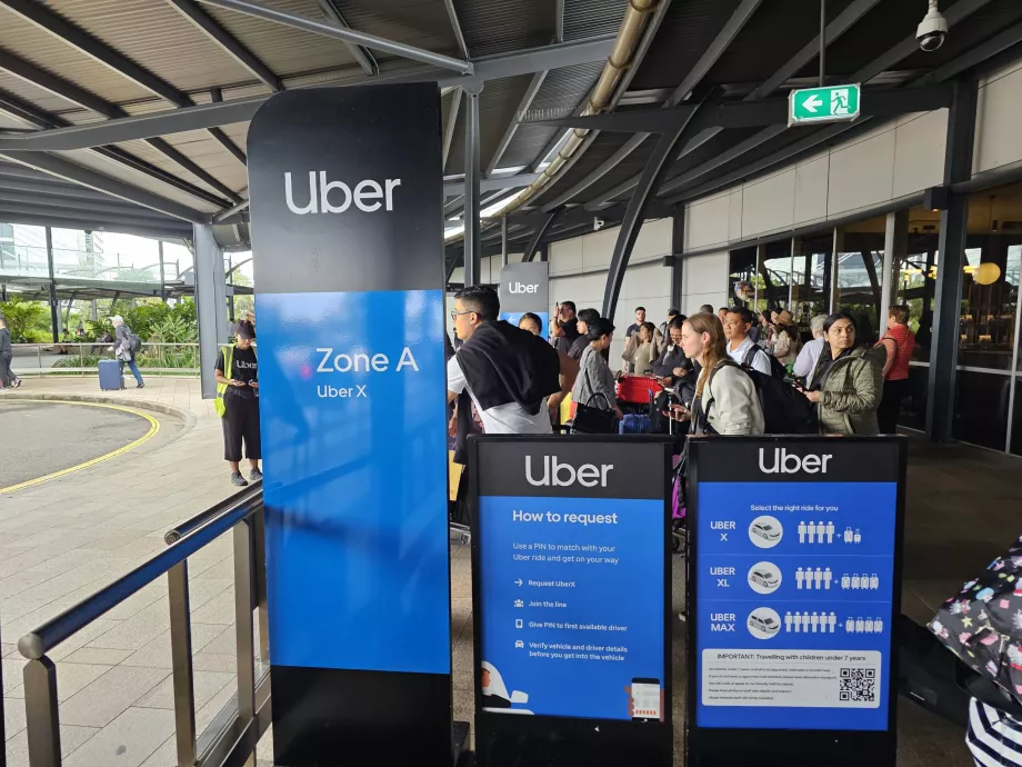 Uber, kiosk, terminál 1