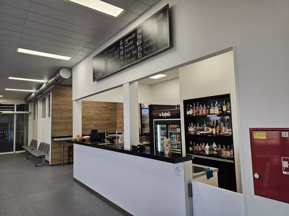 Bar po bezpečnostnej kontrole