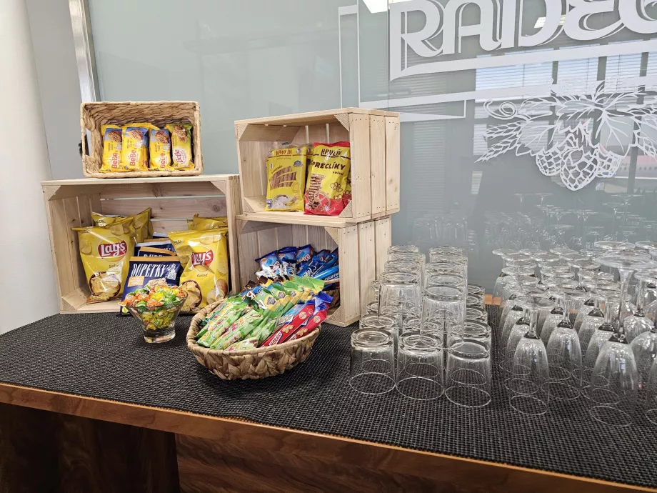 Sladkosti, čipsy a slané občerstvenie