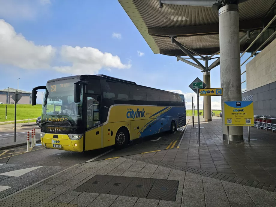 Diaľkový autobus Citylink