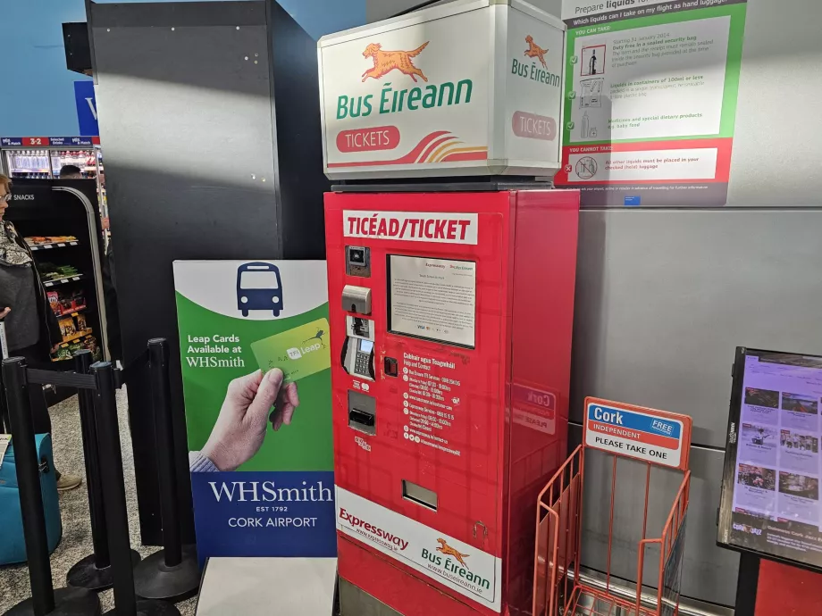 Automat na lístky v príletovej hale