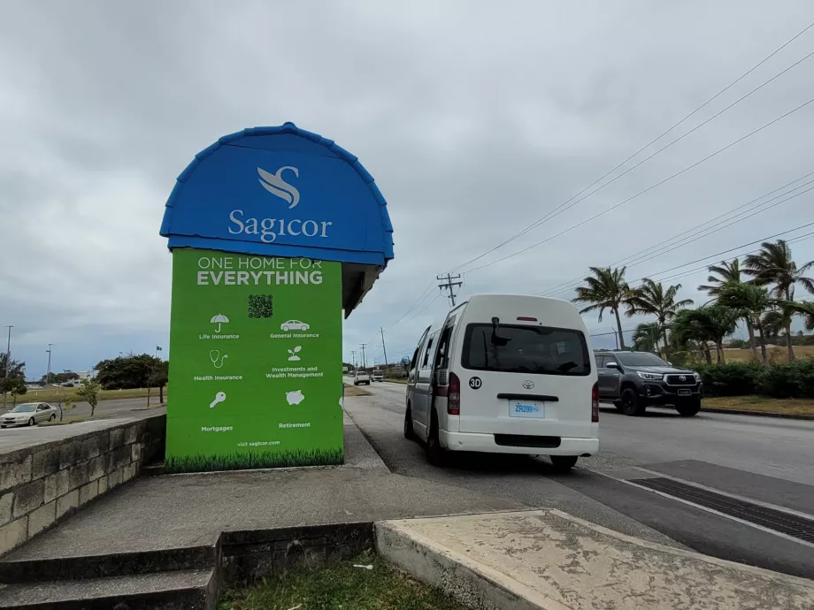 Autobusová zastávka v smere na Bridgetown
