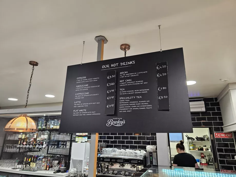 Ceny v letiskovej reštaurácii, verejná časť