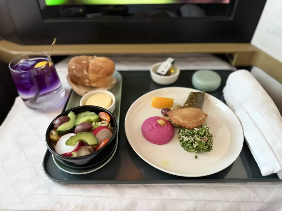 Arabské mezze a nápoj Butterfly Effect