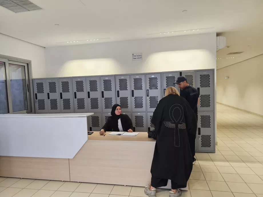 Skrinky na odkladanie batožiny