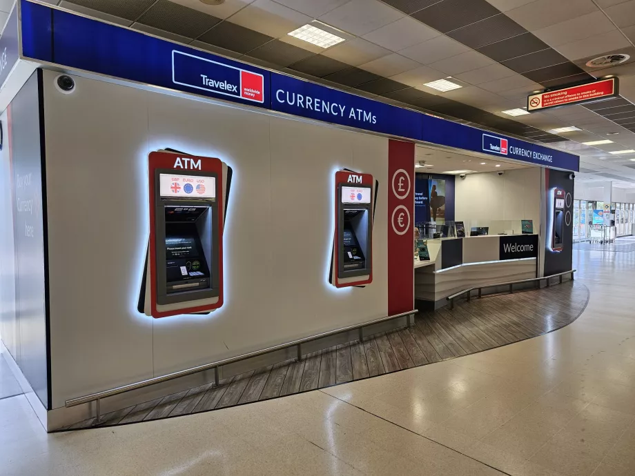 Bankomaty a zmenárne Travelex