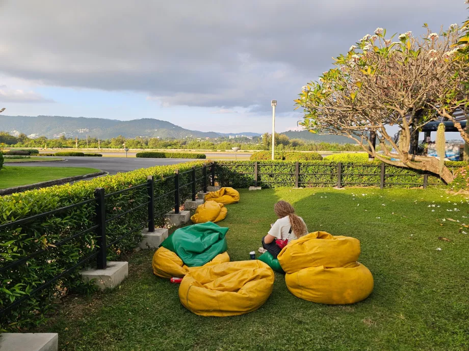 Oddychová zóna, tranzitná zóna, medzinárodná časť