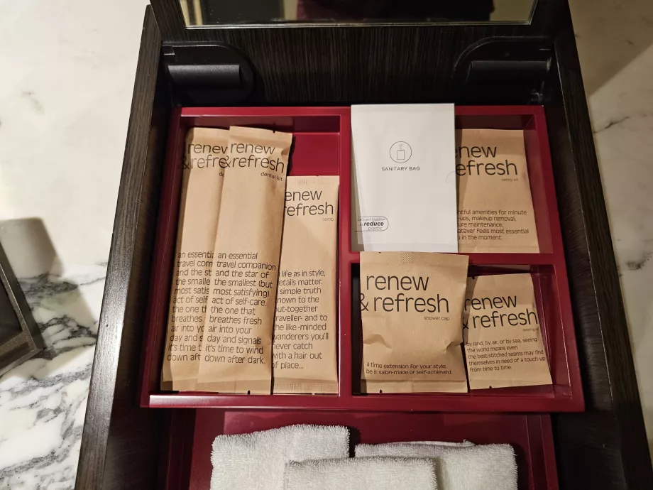 Súprava pomôcok v kúpeľni