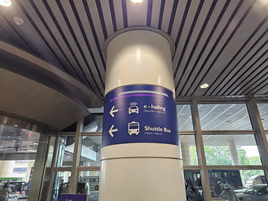 Označenie "e-hailing" v mobilnej aplikácii Grab