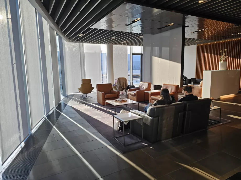 Prostredie salónika - pohodlné sedadlá