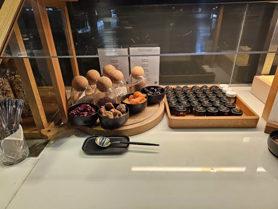 Bufet - džemy a sušené ovocie