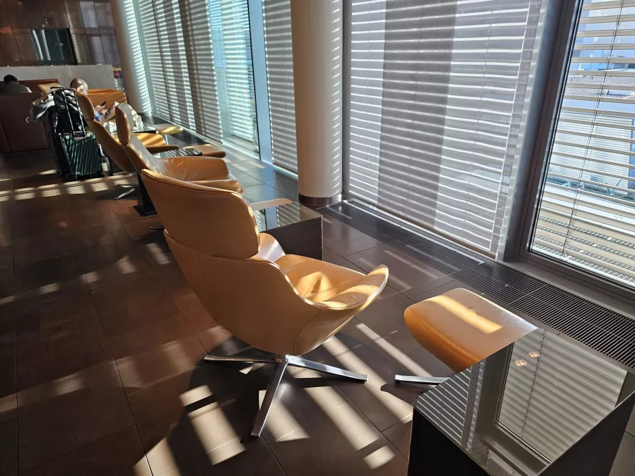 Prostredie salónika - pohodlné sedadlá