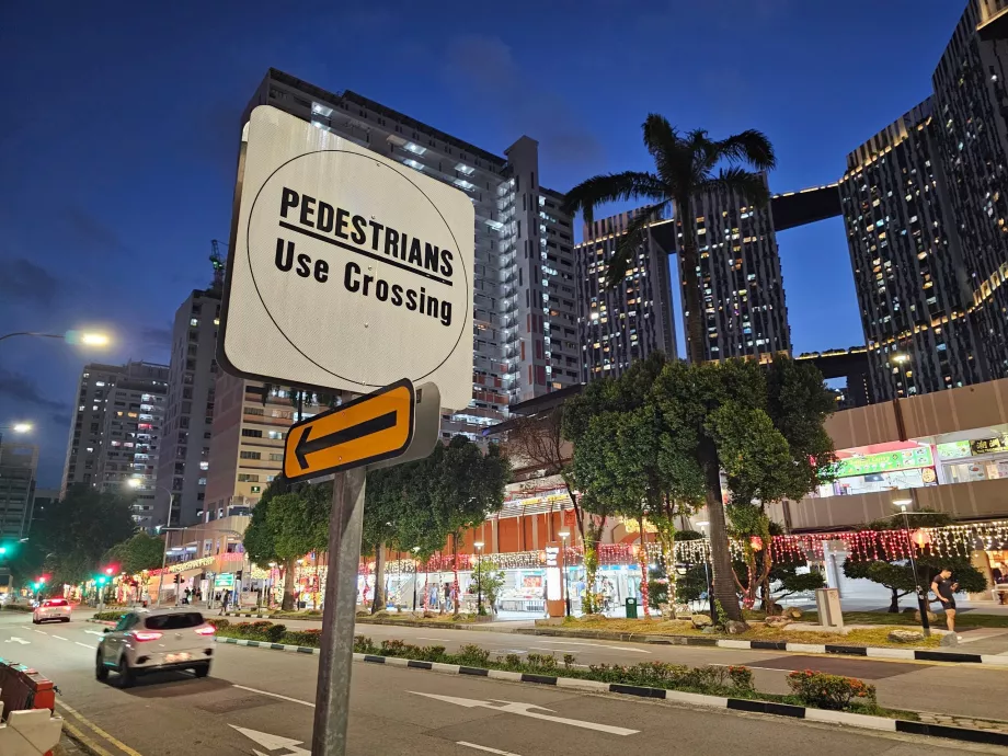 Informačná značka pre chodcov