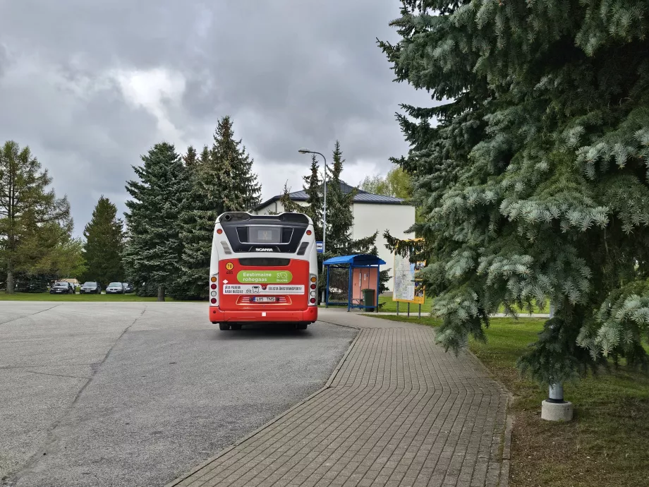 Autobusová zastávka na letisku