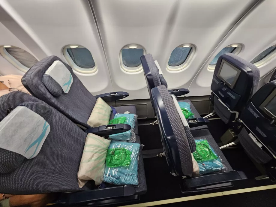 Sedadlá ekonomickej triedy, Airbus A330