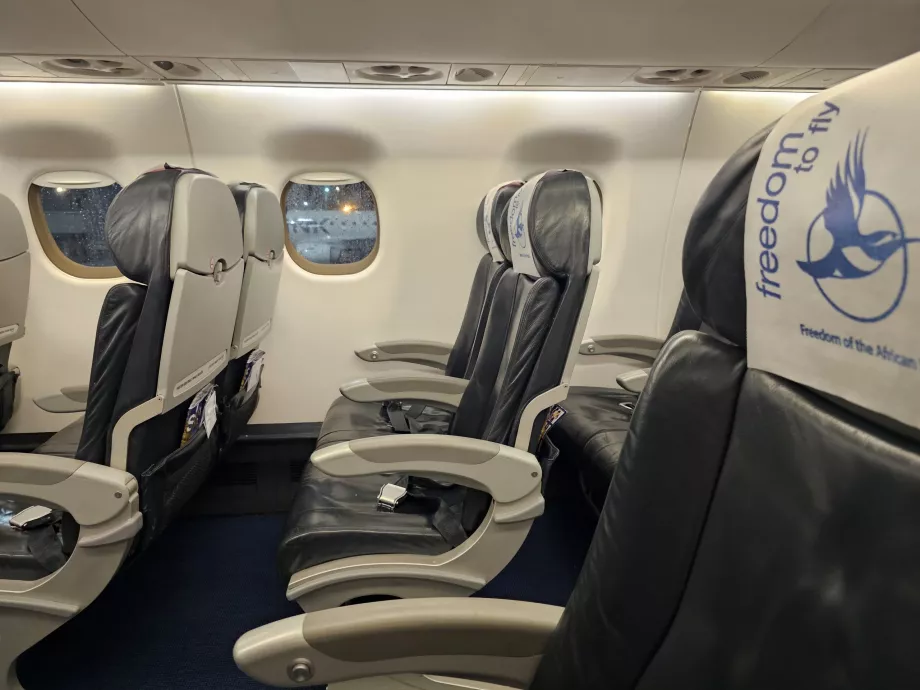 Sedadlá, Embraer 190