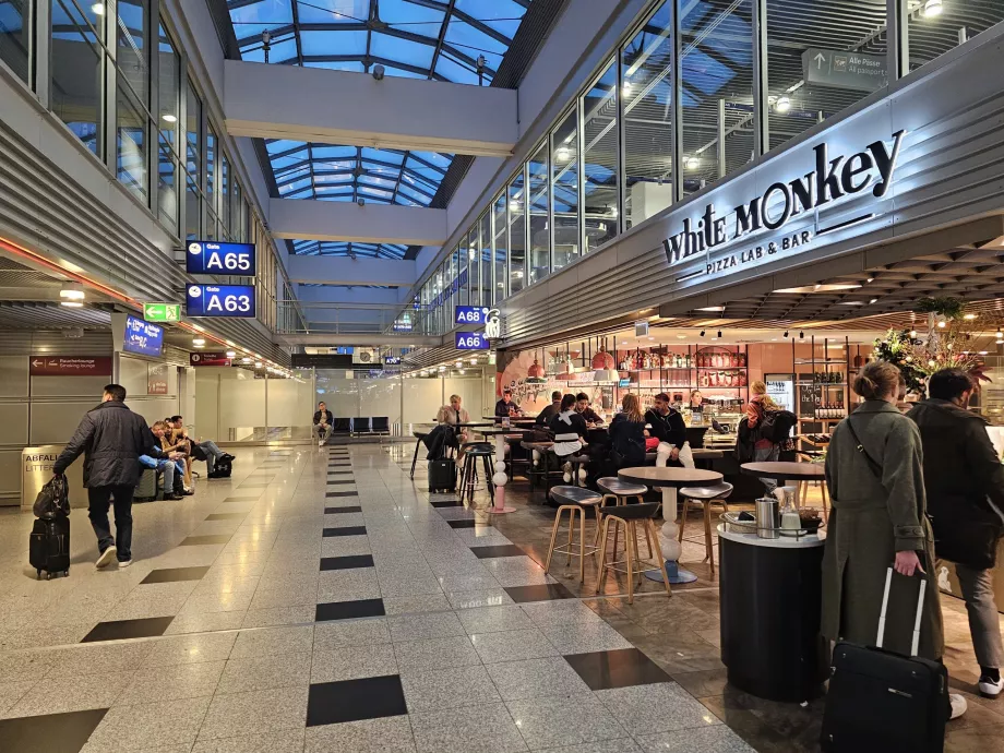 Reštaurácia v tranzitnej oblasti