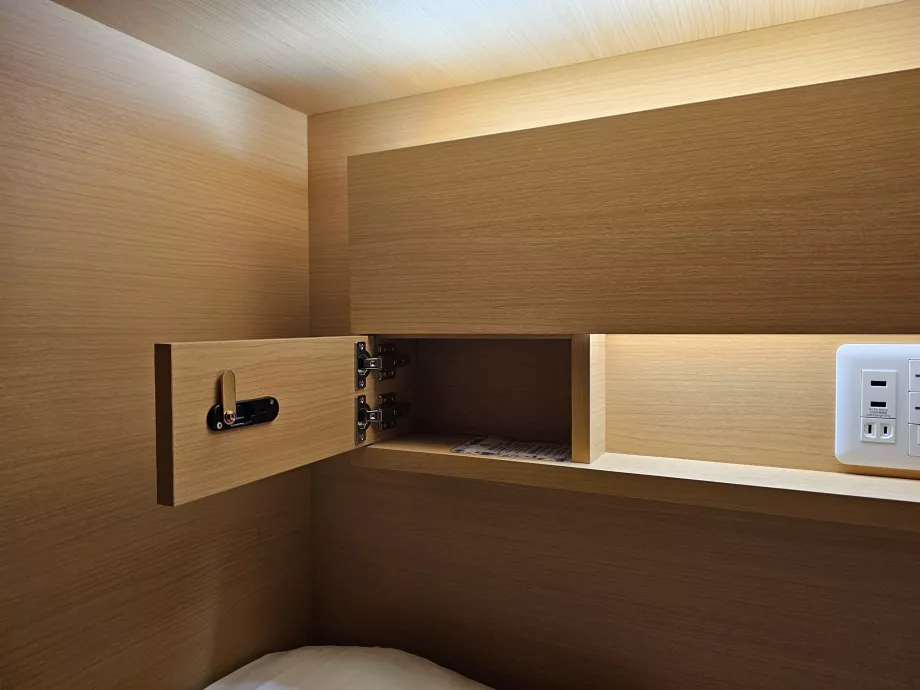 Uzamykateľná skrinka