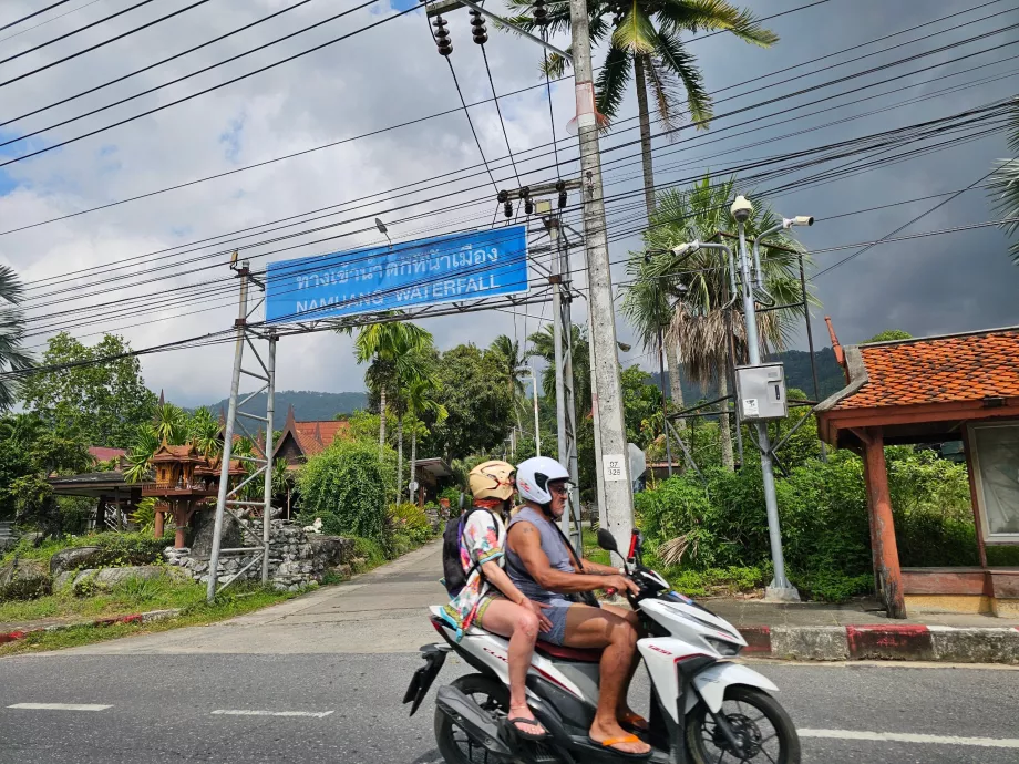 Vodopád Na Muang 1, vstup