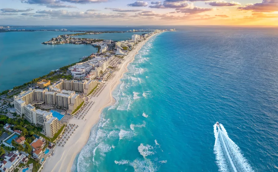 Hotely v Cancúne