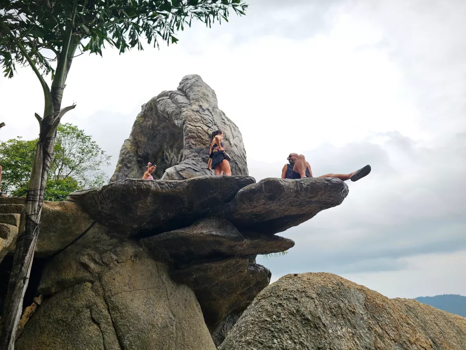 Pohľad z prekryvného kameňa 2