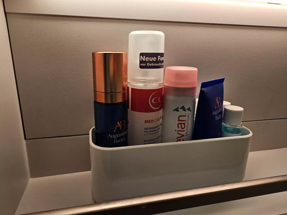 Toaleta pre cestujúcich prvej triedy