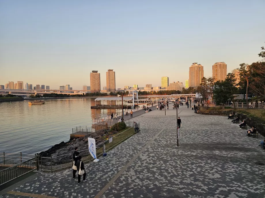 Promenáda Odaiba