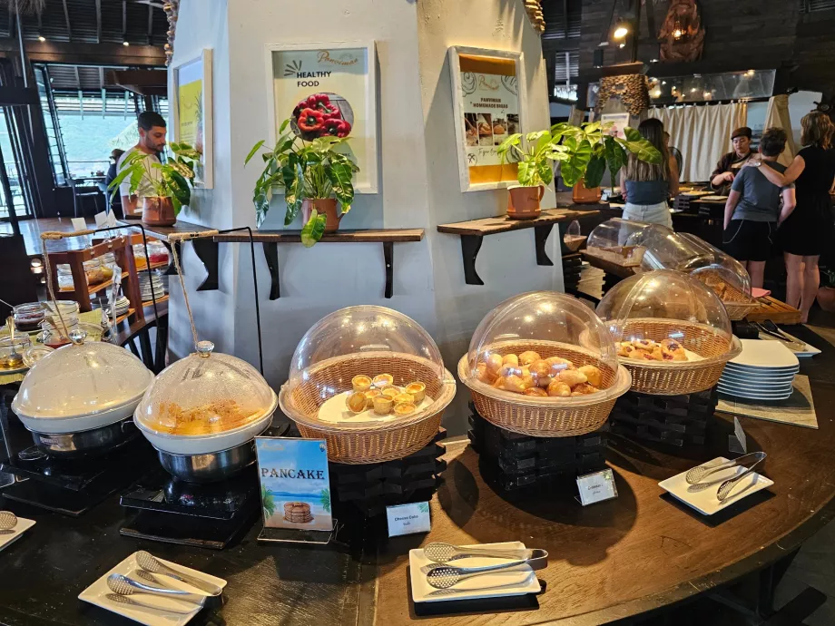 Raňajky: sladké pečivo