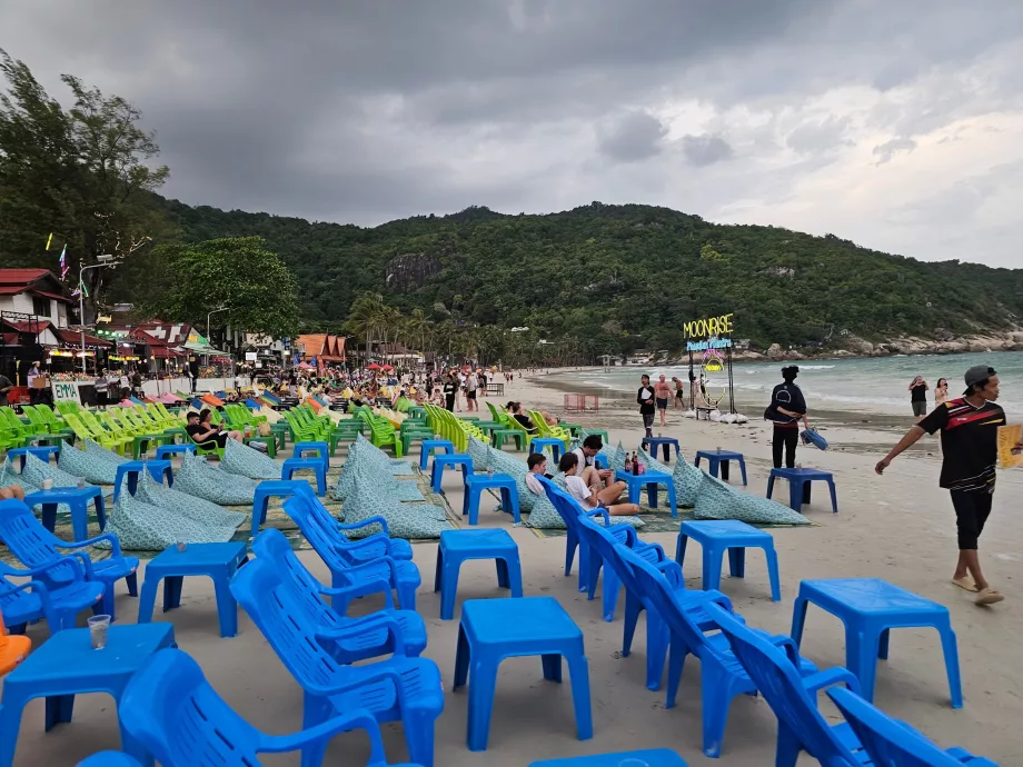 Prípravy na Full Moon Party - popoludnie