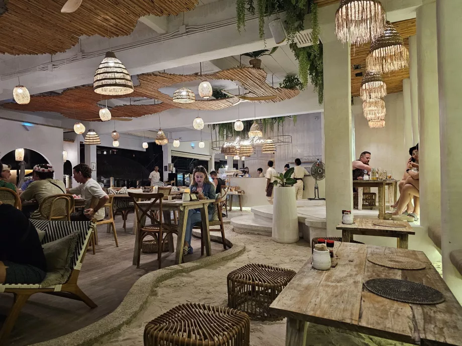 Párty pri splne mesiaca