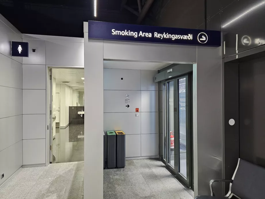Fajčiarske izby po bezpečnostnej kontrole