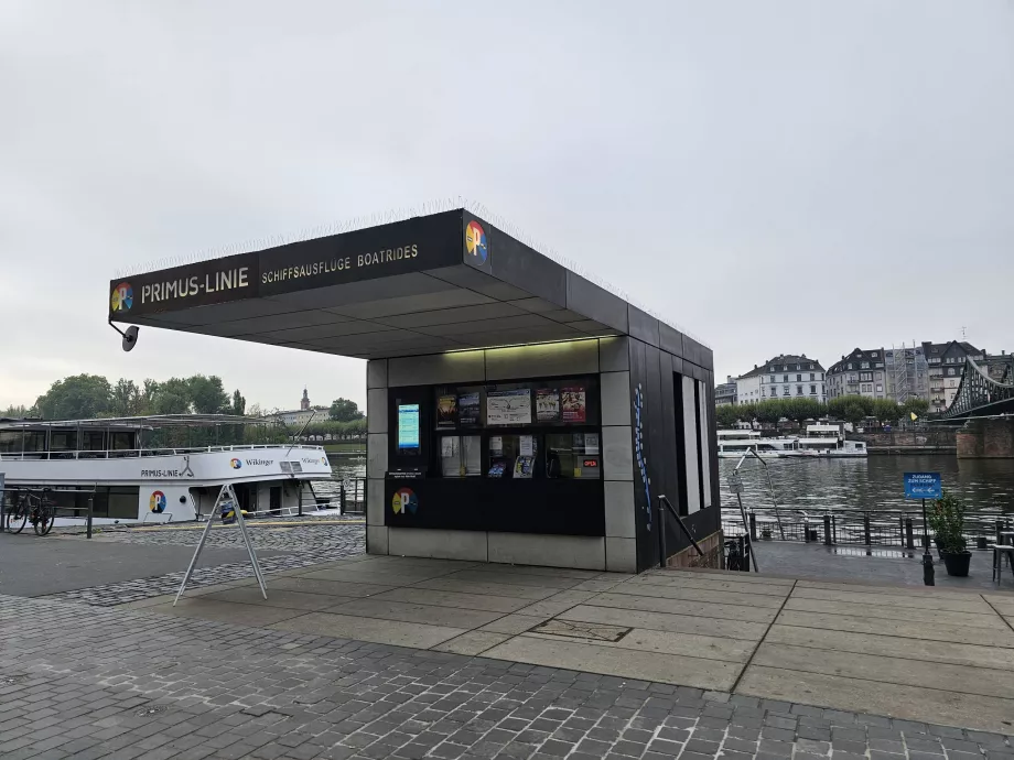 Prístavisko výletných lodí