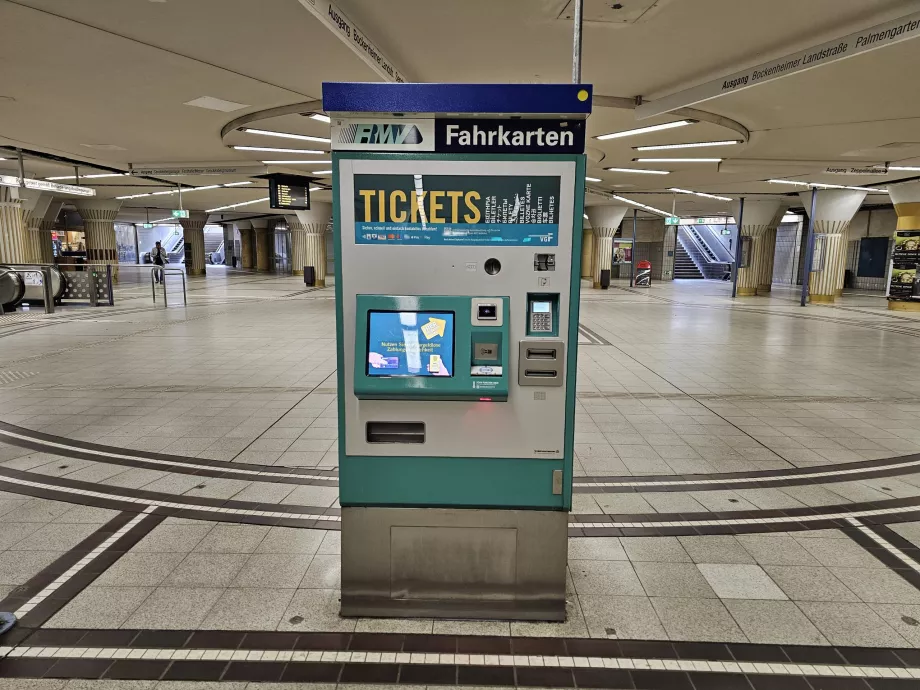 Automat na lístky v metre