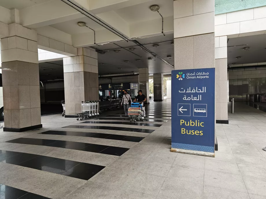 Autobusová zastávka verejnej dopravy