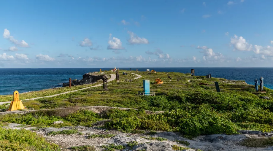 Punta Sur