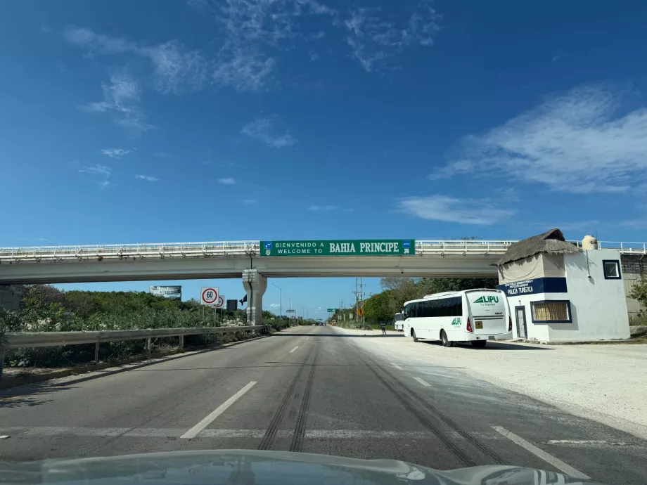 Diaľnica medzi Cancúnom a Tulumom