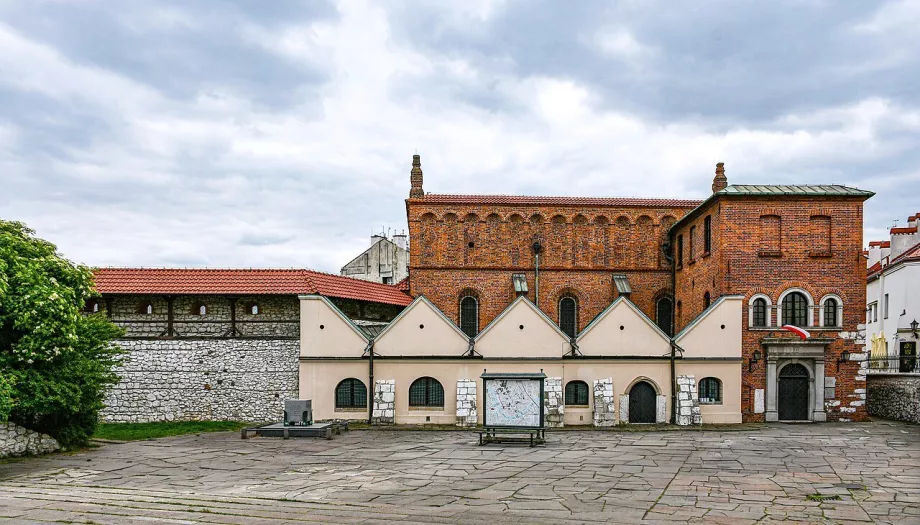 Stará synagóga, foto: Jeremiah Z. Cockroach, Wikimedia Commons, CC BY-SA 4.0