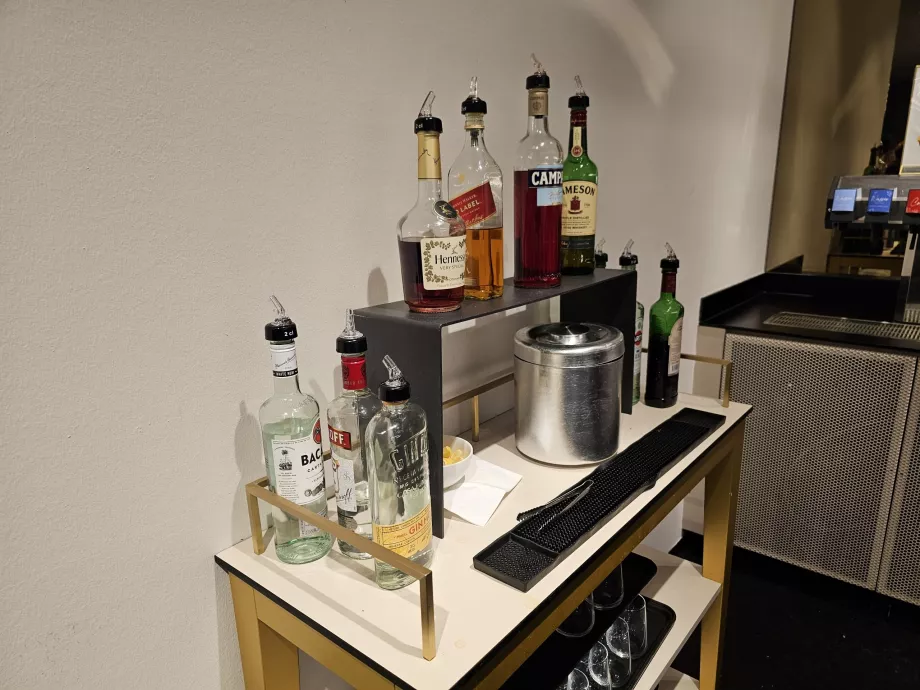 Likéry a tvrdý alkohol