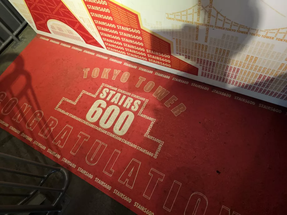 Chôdza po schodoch, 600. schod